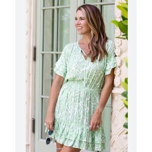 Walker & Wade Dress Courtney Women green zebra Short Sleeve Cottage core medium